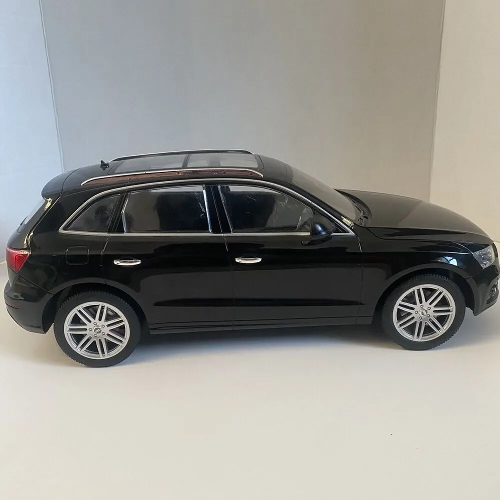 1/18 AUDI Q5 Black / CHECK DECRIPTION BEFORE PURCHASING